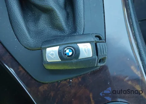 2008 BMW 328Xi из США, поврежденный, VIN WBAVT73548FZ37131